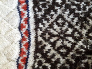 Aaviku Velli(algupärase kihnu maalamba karjaomanik) kindamuster