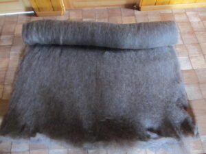 Äksi villavabrikus tehtud kraasvillaloor