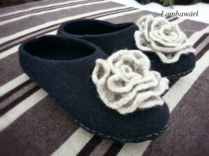 heidest heegeldatud roosid viltsussidel