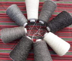 Kammvillatehnoloogiaga valmistatud kihnuka lõngad